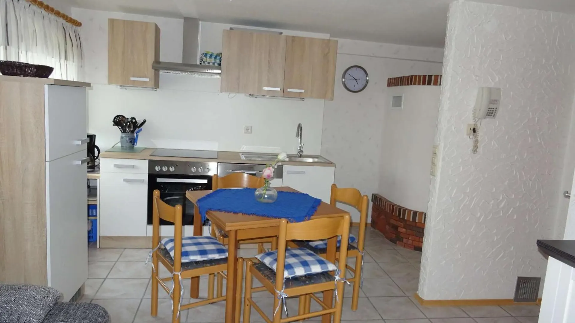 Haus Biggi - Ferienwohnung Pfaender Weiler-Simmerberg 0*,  Germany